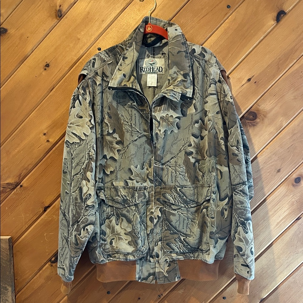Redhead vintage camo zip up jacket